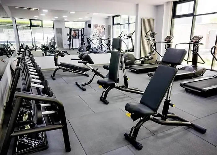 Kty 1 Apart. * Navodari