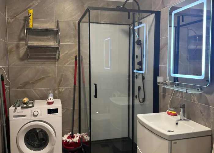 Kty 1 Apart. * Navodari